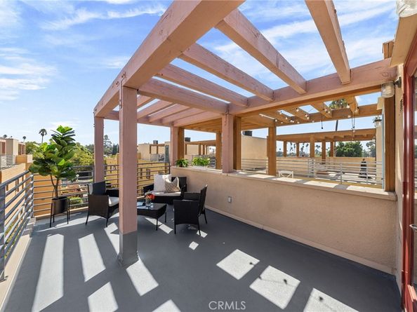 53 N Oak Avenue 6, Pasadena CA 91107