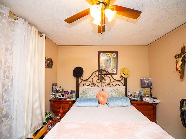2742 Olive Street, Huntington Park CA 90255