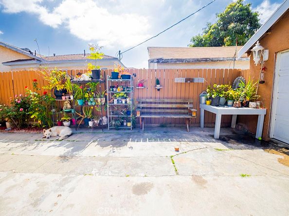 2742 Olive Street, Huntington Park CA 90255