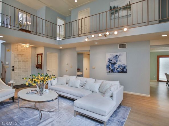 5716 Lunada Lane, Long Beach CA 90814