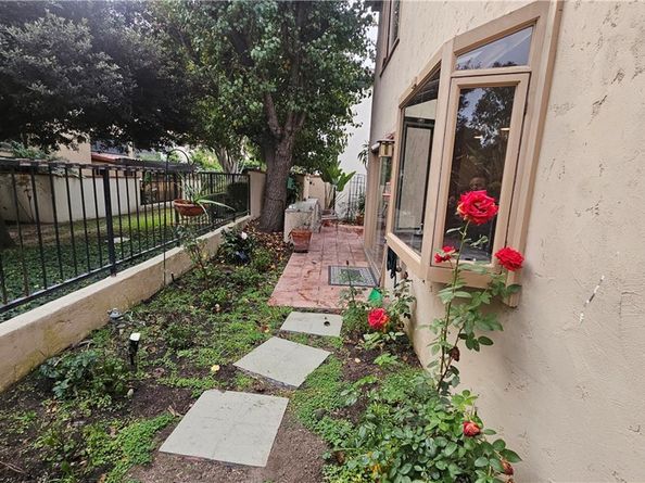 5716 Lunada Lane, Long Beach CA 90814