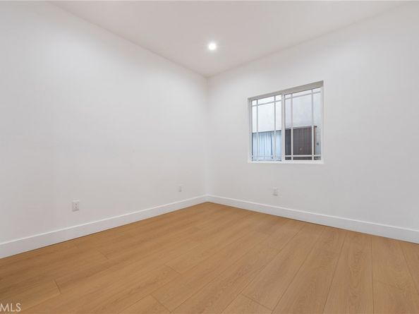 8405 Mckinley Avenue, Los Angeles CA 90001