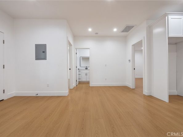 8405 Mckinley Avenue, Los Angeles CA 90001