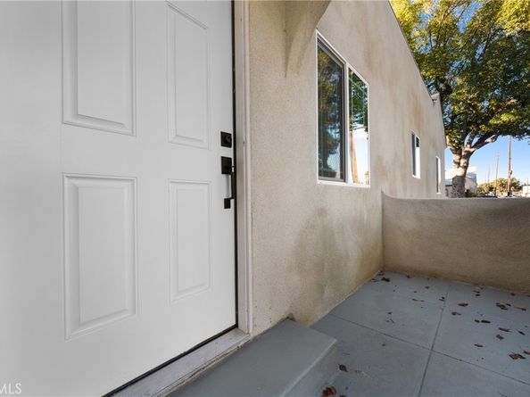 8405 Mckinley Avenue, Los Angeles CA 90001