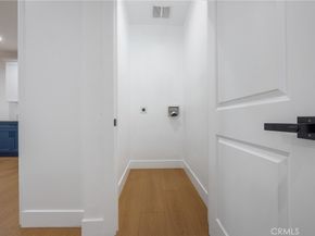 8405 Mckinley Avenue, Los Angeles CA 90001