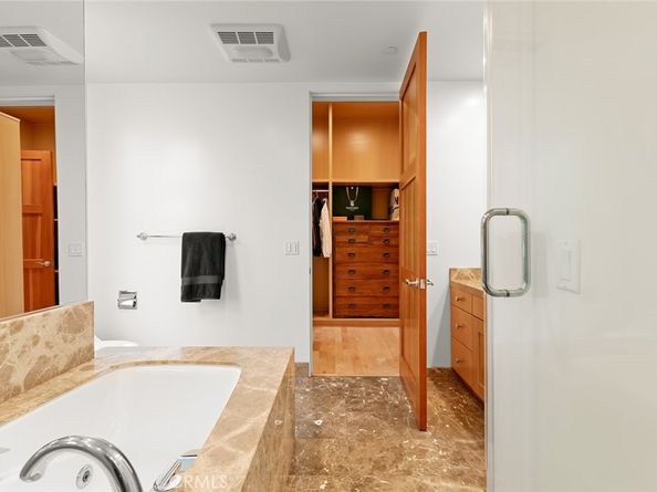 2323 S Beverly Glen Boulevard 9, Los Angeles CA 90064