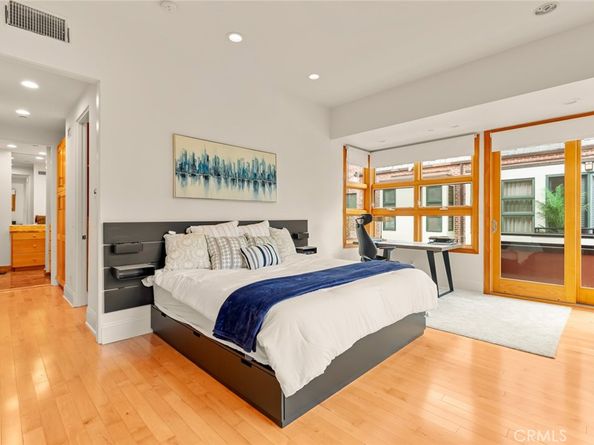 2323 S Beverly Glen Boulevard 9, Los Angeles CA 90064
