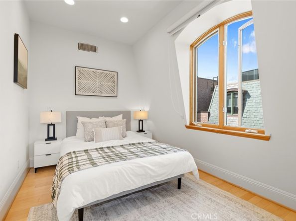 2323 S Beverly Glen Boulevard 9, Los Angeles CA 90064