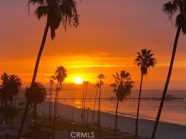 2601 E Ocean 205, Long Beach CA 90803