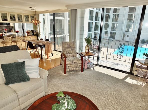 2601 E Ocean 205, Long Beach CA 90803