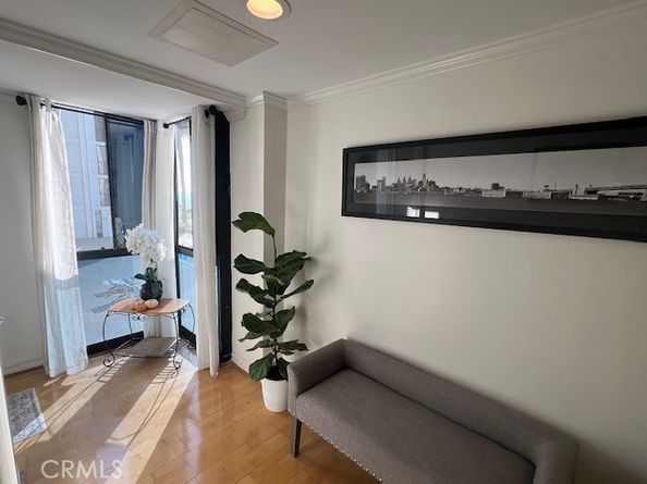 2601 E Ocean 205, Long Beach CA 90803