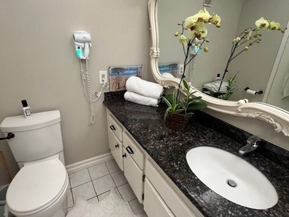 2601 E Ocean 205, Long Beach CA 90803