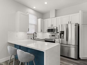 8102 E Santo Court, Anaheim Hills CA 92808