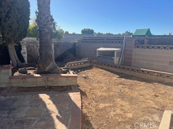 11544 Massinger, Lakewood CA 90715