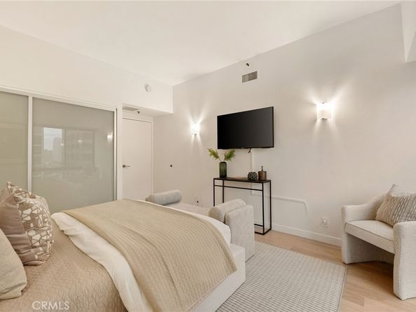 10445 Wilshire, Los Angeles CA 90024