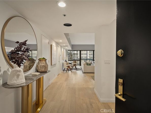 10445 Wilshire, Los Angeles CA 90024