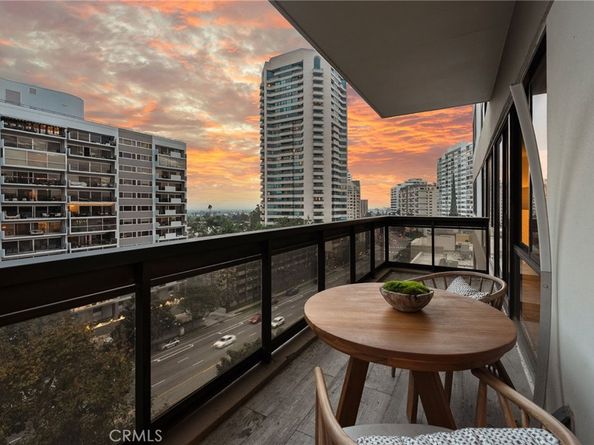 10445 Wilshire, Los Angeles CA 90024