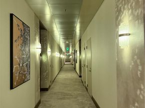 900 W Olympic Boulevard 41F, Los Angeles CA 90015