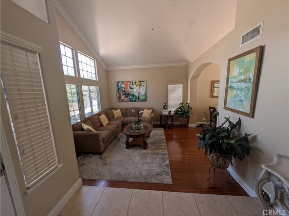 13437 Chrystal Court, Fontana CA 92336