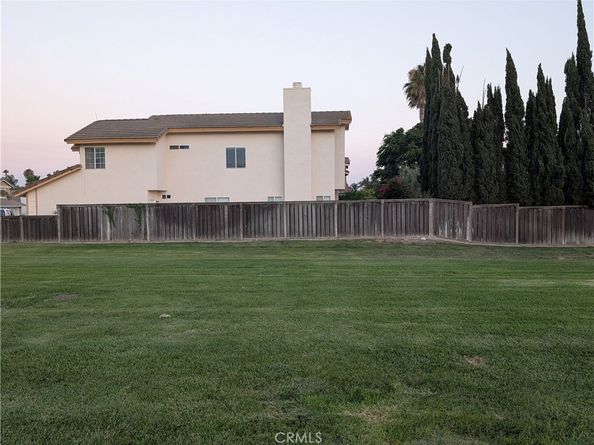 13437 Chrystal Court, Fontana CA 92336