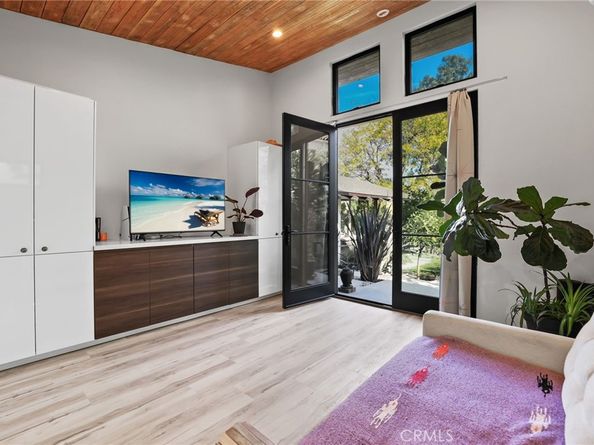 4123 North Virginia Road, Long Beach CA 90807