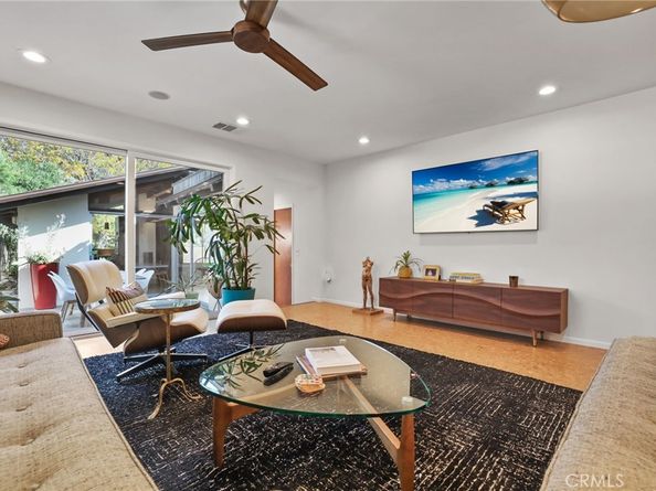 4123 North Virginia Road, Long Beach CA 90807