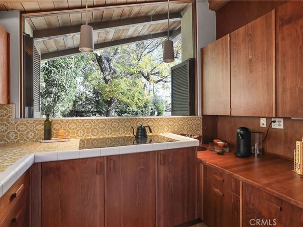 4123 North Virginia Road, Long Beach CA 90807