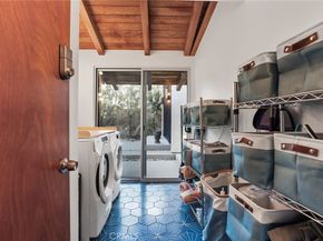 4123 North Virginia Road, Long Beach CA 90807