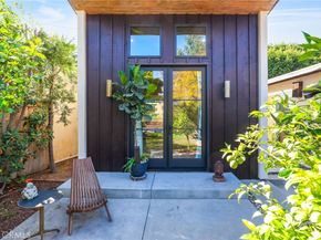 4123 North Virginia Road, Long Beach CA 90807