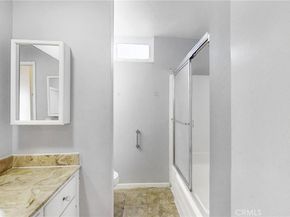 545 Chestnut Avenue 406, Long Beach CA 90802