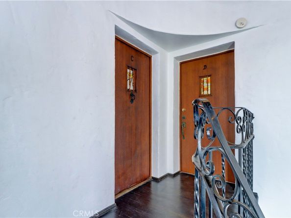 390 Carroll E, Long Beach CA 90814