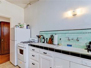 390 Carroll E, Long Beach CA 90814