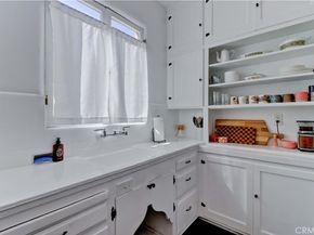 390 Carroll E, Long Beach CA 90814