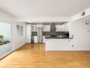 6004 Bixby Village Drive 21, Long Beach CA 90803