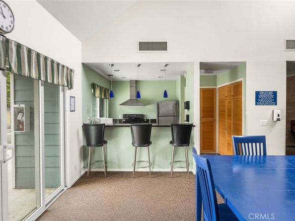 6004 Bixby Village Drive 21, Long Beach CA 90803