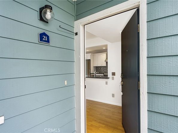 6004 Bixby Village Drive 21, Long Beach CA 90803