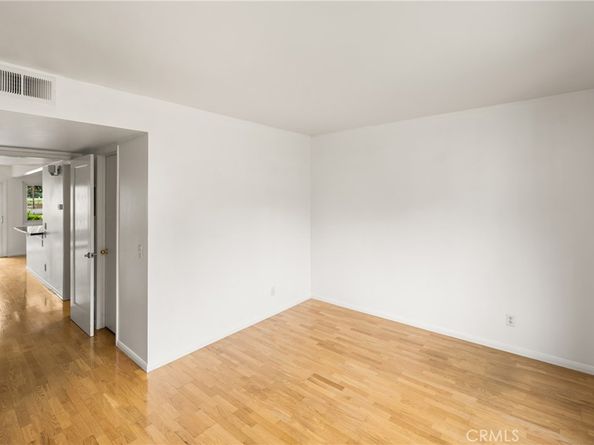 6004 Bixby Village Drive 21, Long Beach CA 90803