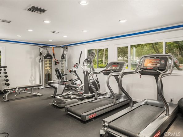 6004 Bixby Village Drive 21, Long Beach CA 90803