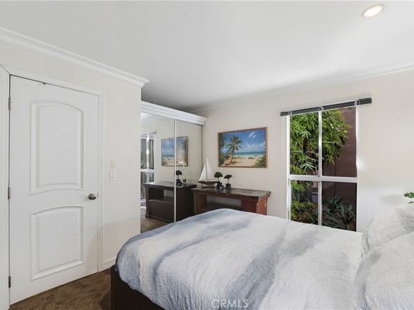 7124 Marina Pacifica N, Long Beach CA 90803