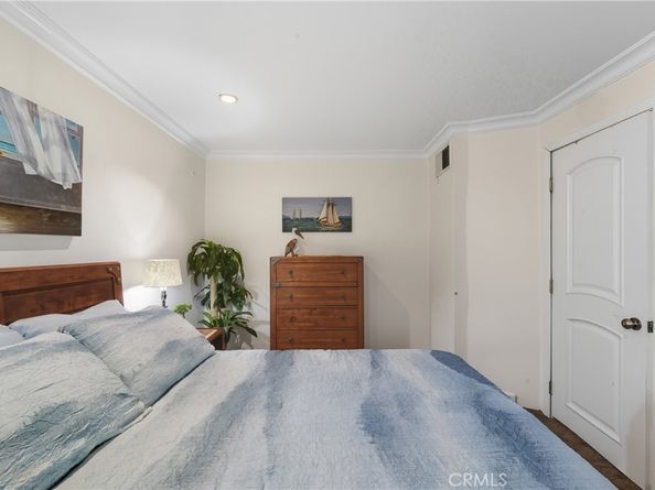 7124 Marina Pacifica N, Long Beach CA 90803