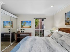 7124 Marina Pacifica N, Long Beach CA 90803
