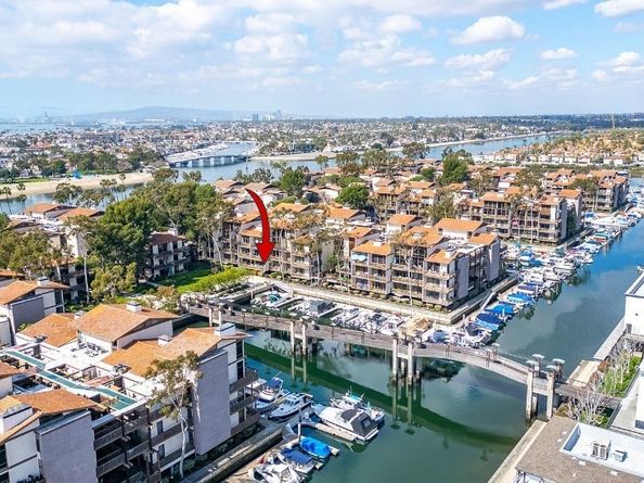 7124 Marina Pacifica N, Long Beach CA 90803