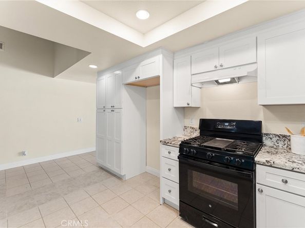 2602 N Tustin Avenue D, Santa Ana CA 92705