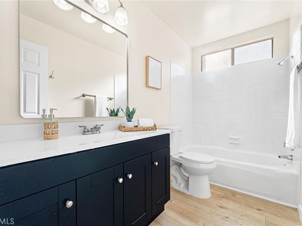 2602 N Tustin Avenue D, Santa Ana CA 92705