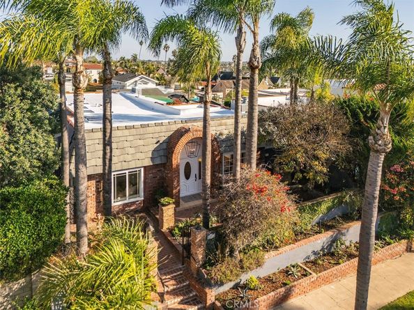 266 Park Avenue, Long Beach CA 90803