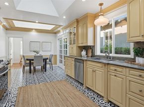 266 Park Avenue, Long Beach CA 90803