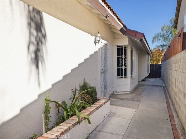 310 S Paulsen, Compton CA 90220