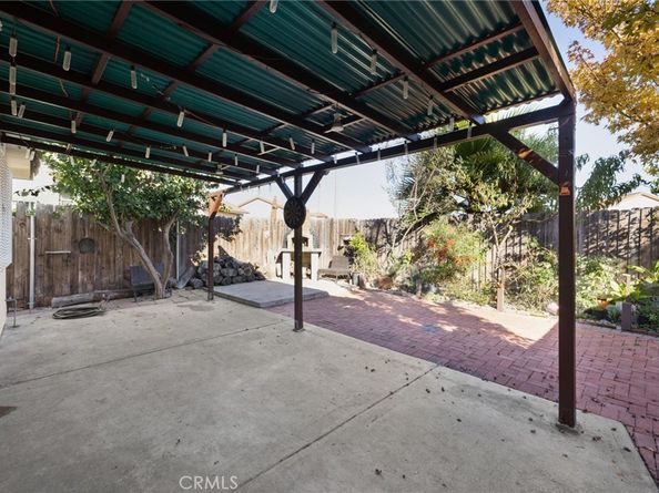 310 S Paulsen, Compton CA 90220