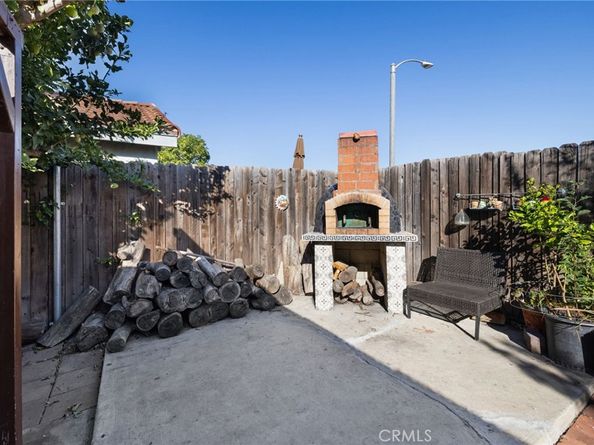 310 S Paulsen, Compton CA 90220