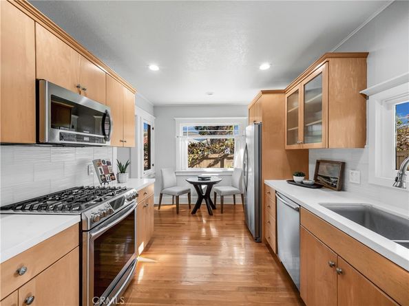 3740 E 5th Street, Long Beach CA 90814